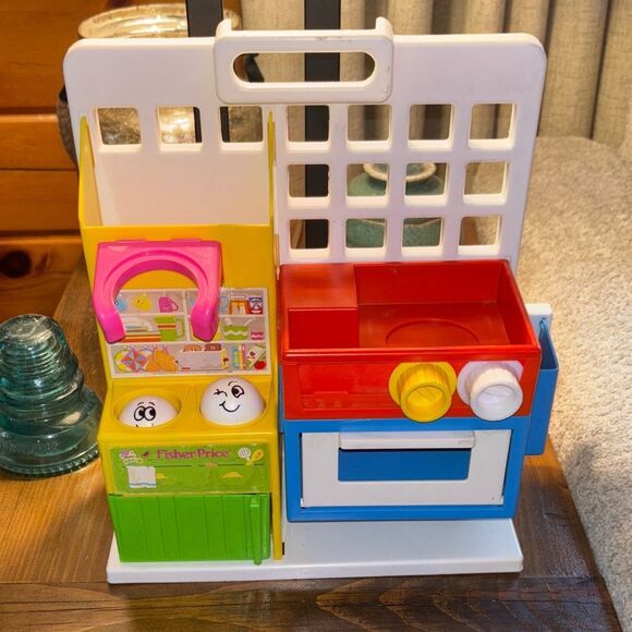 Vintage Fisher-Price Bright Kitchen Playset - Picture 1 of 10